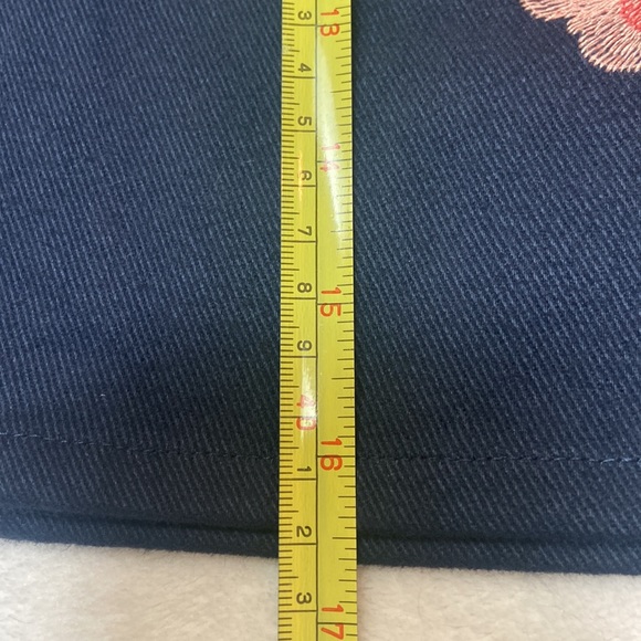 NWT Francesca’s Mi Ami Navy Size S Embroidered Skirt - Picture 6 of 9